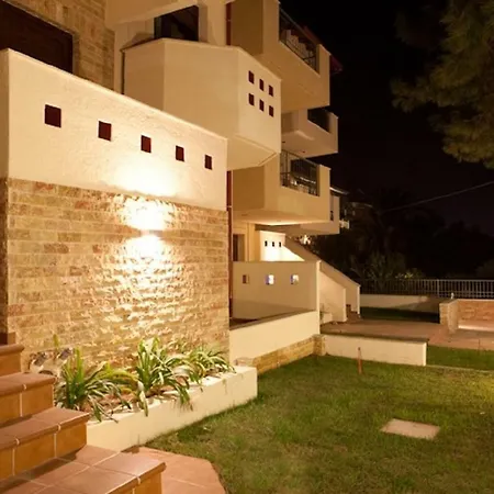 Alexandros Maisonettes Nea Moudania Exterior photo